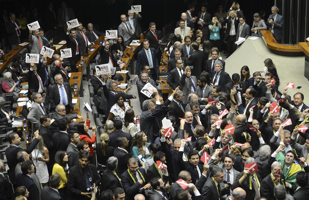 impeachment-dilma-câmara