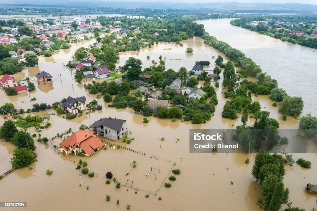 Imagem de uma cidade alagada