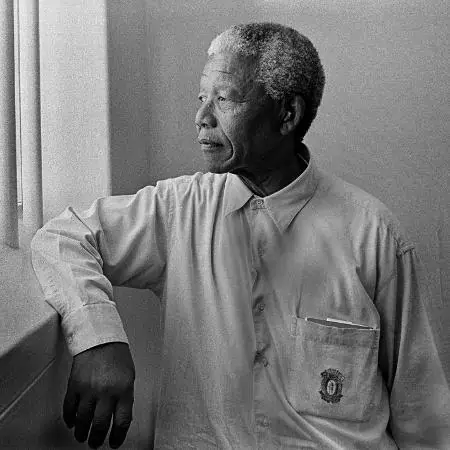 Imagem de Nelson Mandela durante seu período na prisão.