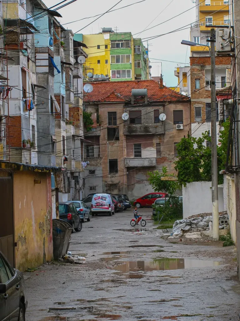 Texto: O papel das favelas na sociedade brasileira