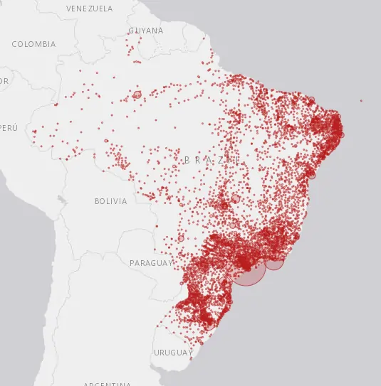 Pontos vermelhos no mapa sinalizam distribuição geográfica de acidentes de trabalho, com ênfase na região Sudeste (a mais efetada). Texto: Meio ambiente de trabalho: uma proteção constitucional ao trabalhador